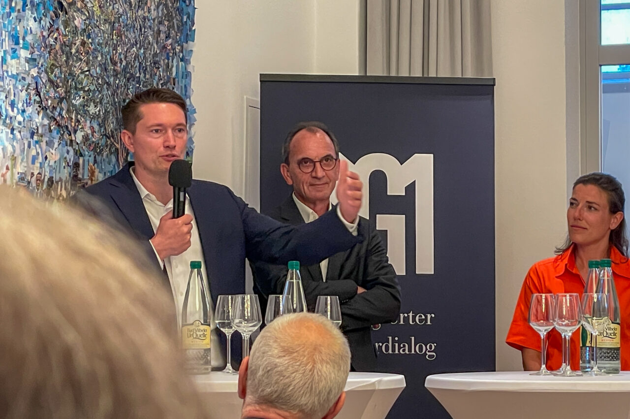 Spiel den Ball weiter! Warum Unternehmensnachfolge ein Garant für nachhaltigen wirtschaftlichen Erfolg ist